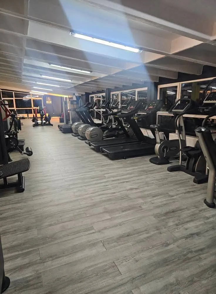 Retro Gym 2 — cardio